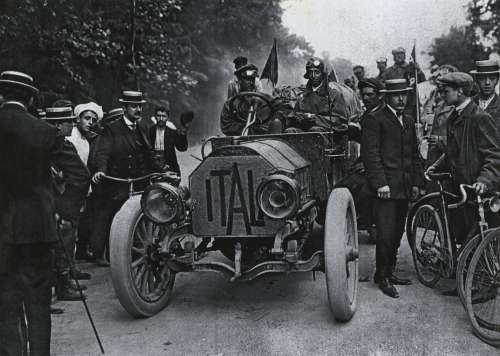 l'auto Itala utilizzata per la Pechino Parigi  del 1907 dal principe Scipione Borghese e Barzini Senior